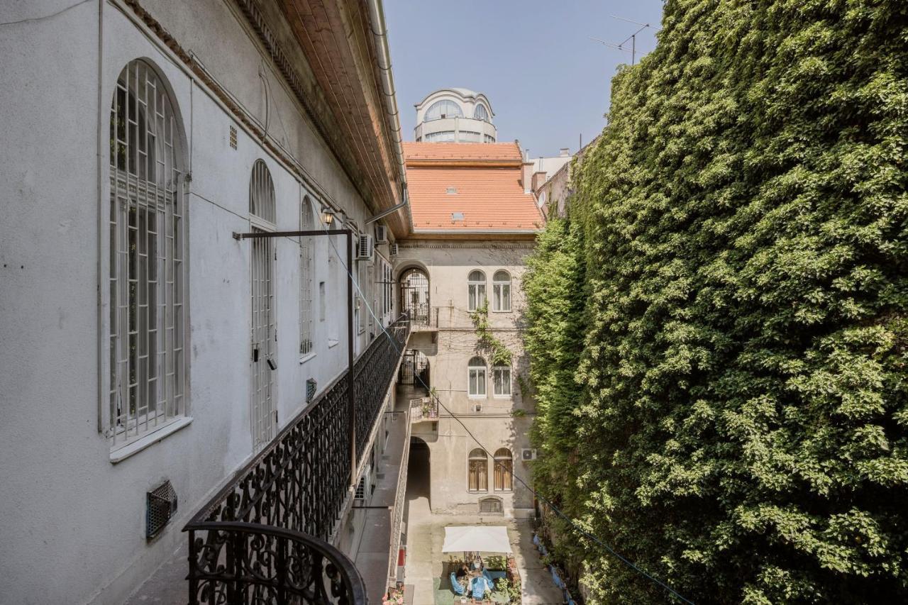 Trendy Apartment At The Hippest Location Budapest Exteriör bild