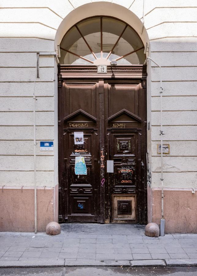 Trendy Apartment At The Hippest Location Budapest Exteriör bild